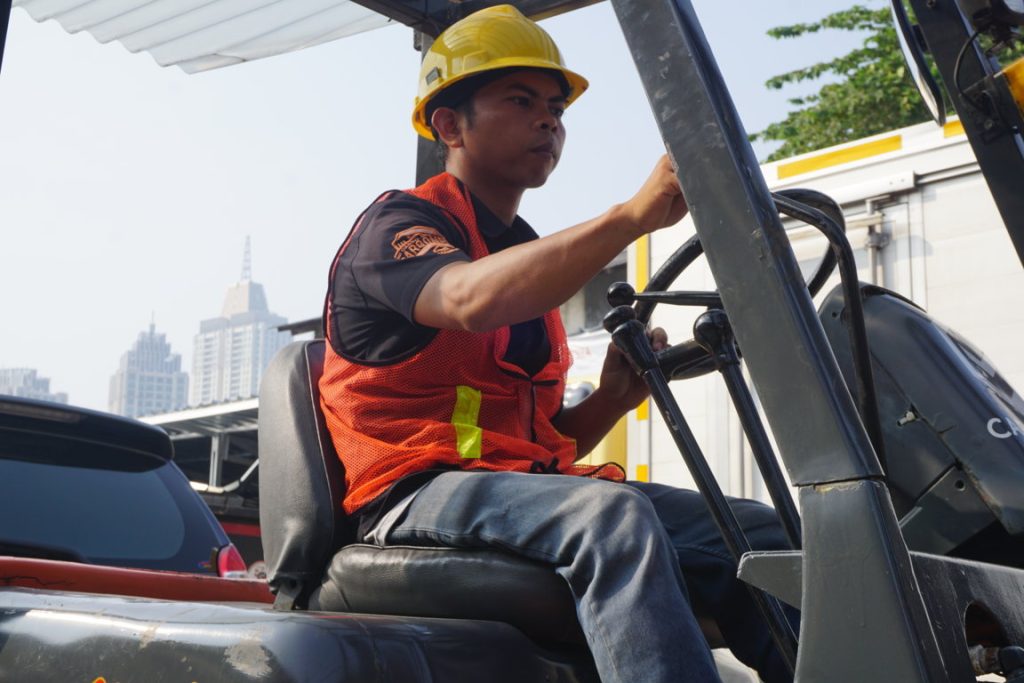 Jasa Pengiriman Mobil