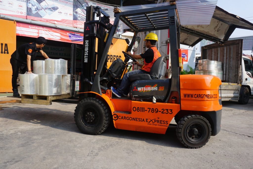 Jasa Cargo Alat Berat