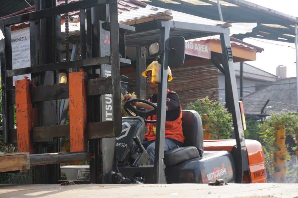 Jasa Cargo Alat Berat