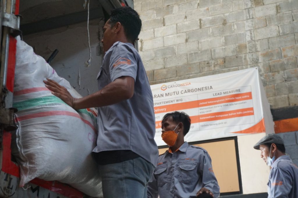 Jasa Cargo Darat
