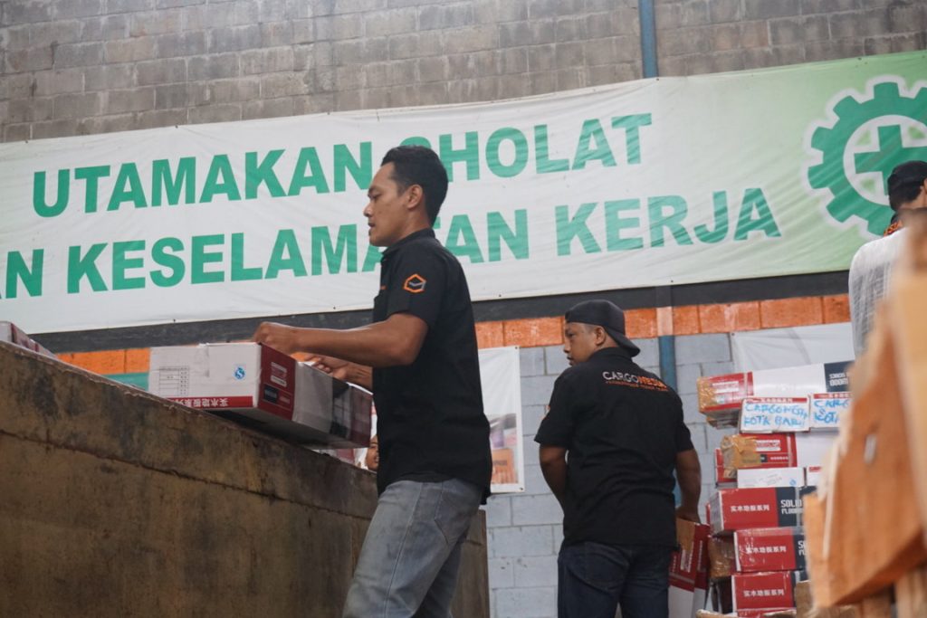 Jasa Cargo Laut