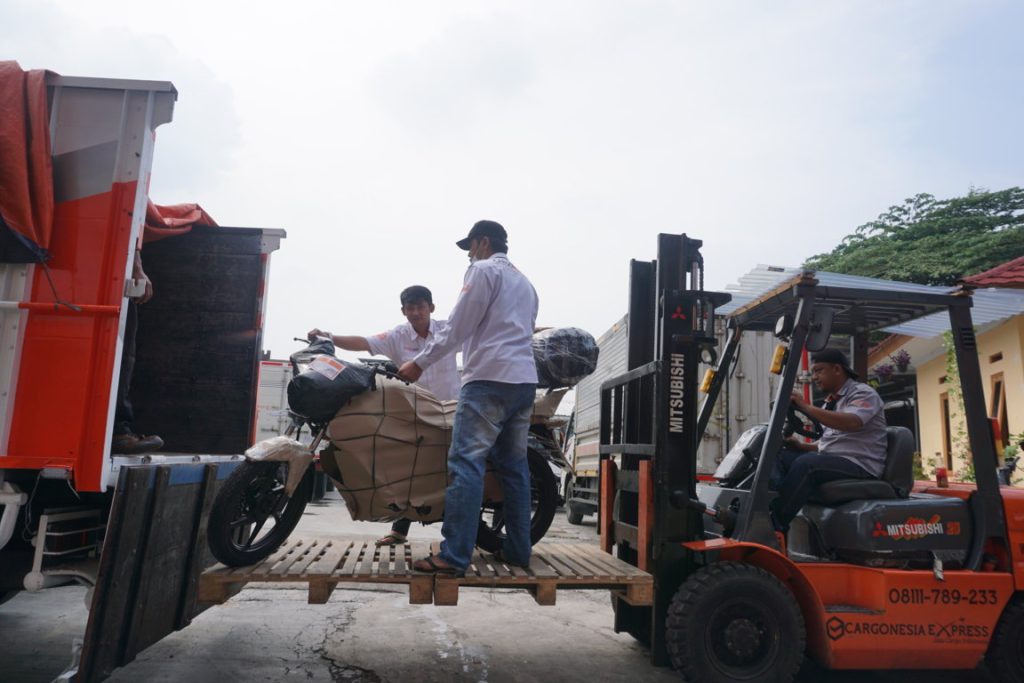 Jasa Cargo Laut