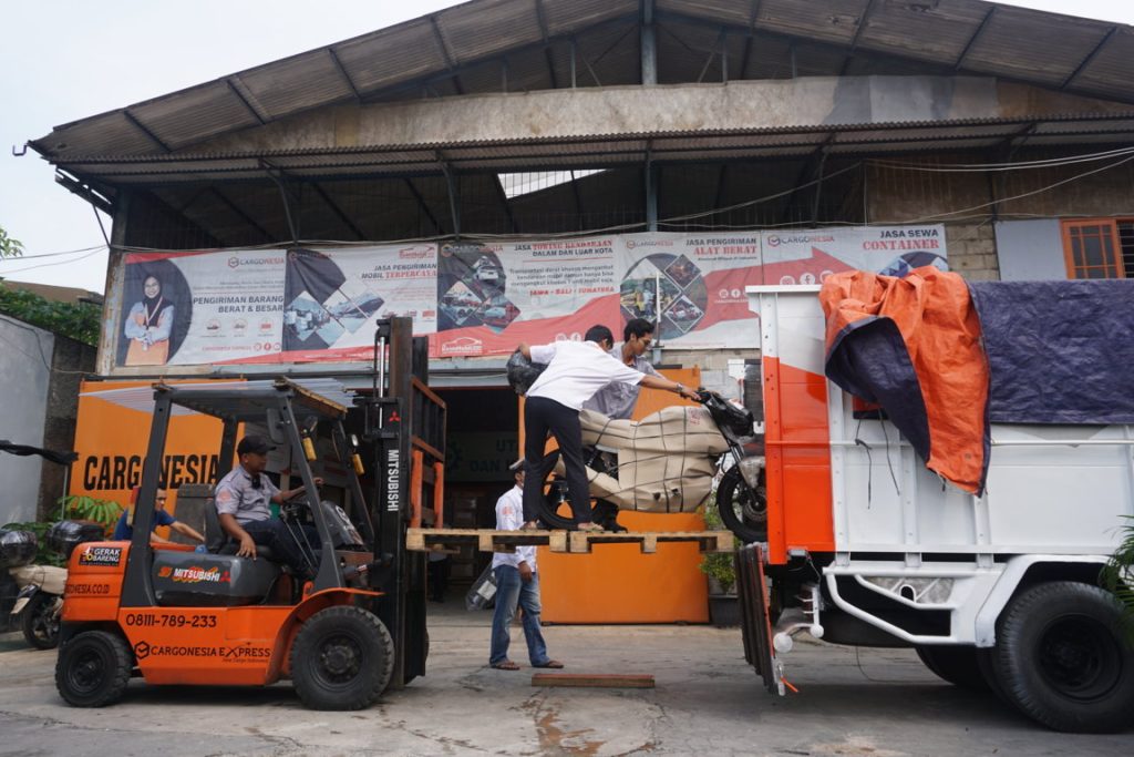 Jasa Cargo Laut